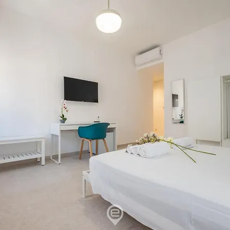 Carme Guest house *