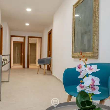 Estay - Carme - Elegant In